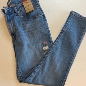 NWT Levi's Slim Fit Light Blue Jeans size 31x30 # 721 High rise skinny